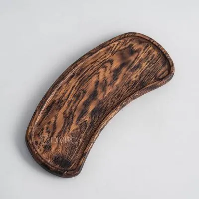 Доска для подачи мяса и стейков с обжигом, дуб 34×16 см от мастерской DIVIRO